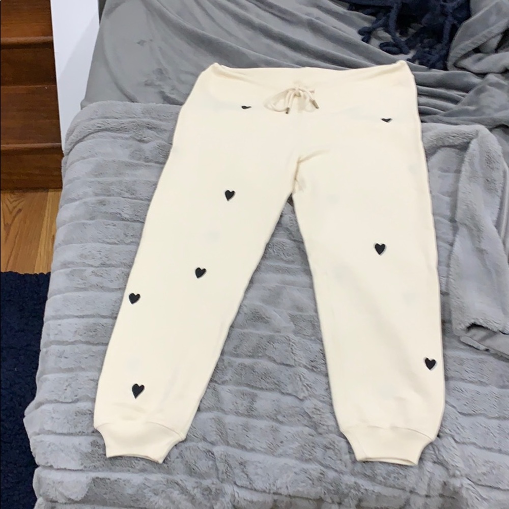 The Great. cropped sweatpants w/ heart embroidery